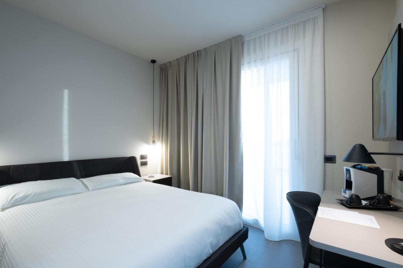 Hotel Bbcube Porto Viro Exterior foto